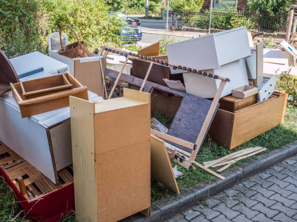 Best Trash Removal Near Me  in Beechwood, MI